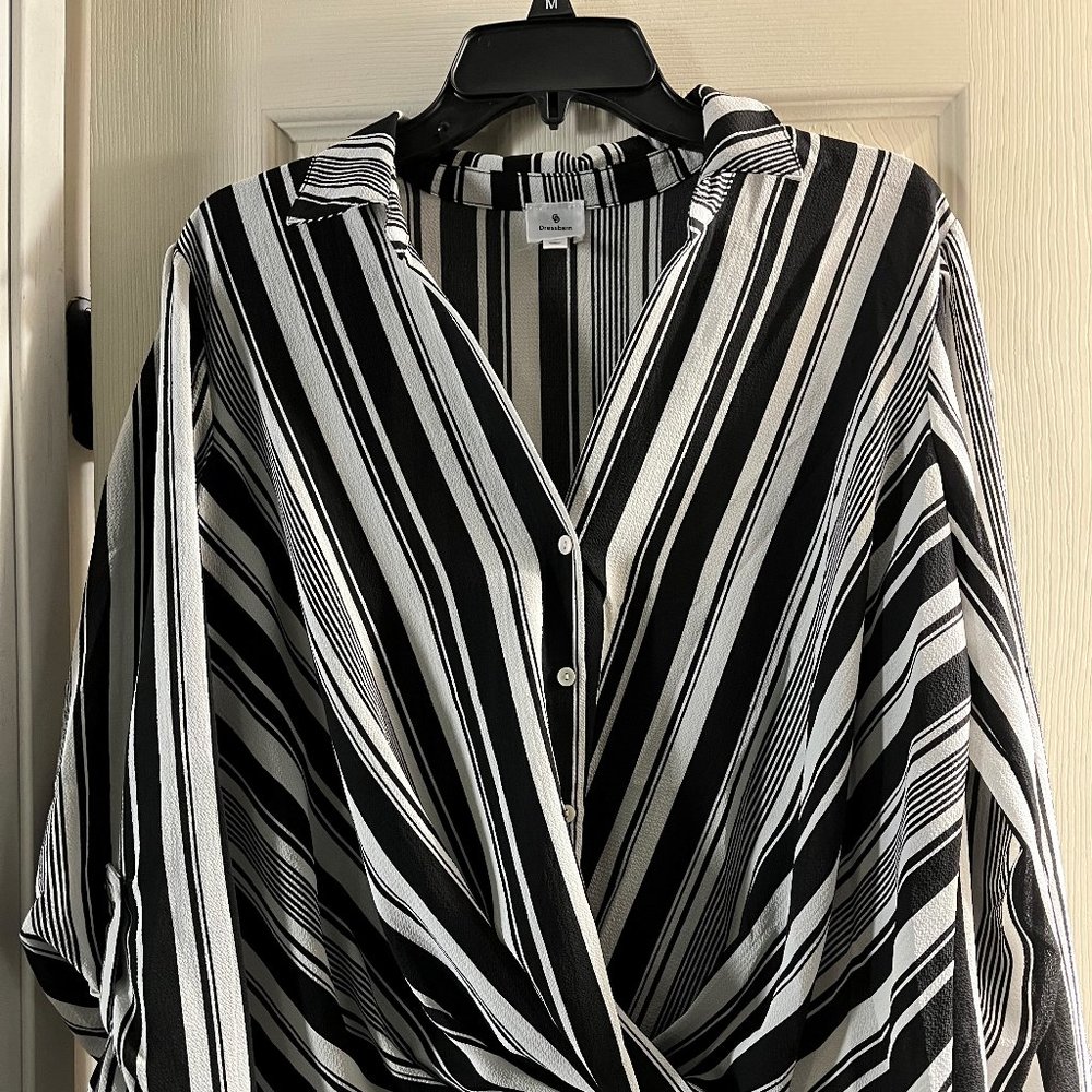 Dress Barn Stripped Shirt in XL; Black and White; Button up